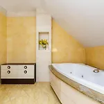 Holiday home Dom W Zaciusz Nowa Kaletka *