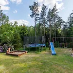 Holiday home Dom W Zaciusz Nowa Kaletka Teerau